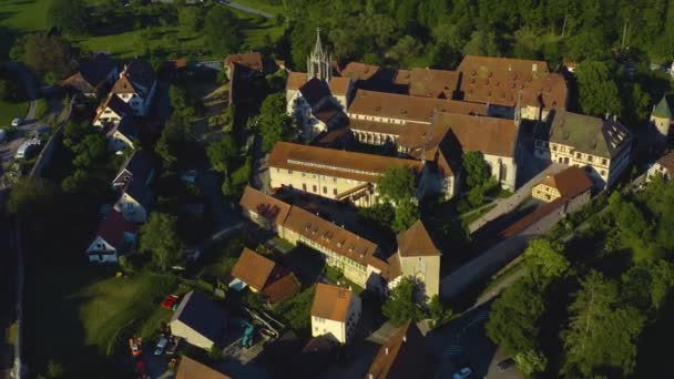 Εναέρια Του Μοναστηριού Bebenhausen Στη Γερμανία Αργά Απόγευμα Της Άνοιξης — Αρχείο Βίντεο
