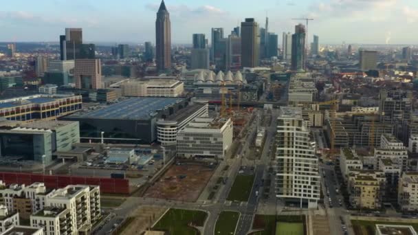 Flygfoto Över Frankfurt Centrum Solig Tidig Morgon Hösten — Stockvideo