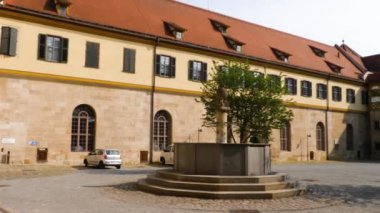 Eski Tuebingen kasabası Yazın güneşli bir günde, sabahın erken saatlerinde