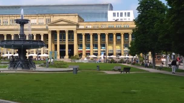 Центрі Міста Штутгарт Німеччина Koenigsplatz Сонячний День Влітку — стокове відео