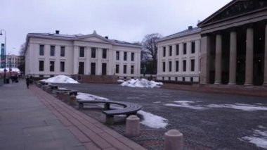 Norveç 'in Oslo şehrinde Kışın güneşli bir günde.