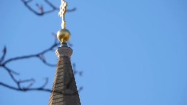 Ludwigsburg Kilisesi Friedenskirche Güneşli bir sonbaharda.