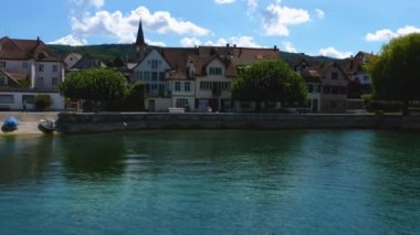 Yazın güneşli bir günde Ren Nehri 'nde Constance, Bodensee' de tekne turu
