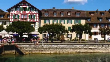 Yazın güneşli bir günde Ren Nehri 'nde Constance, Bodensee' de tekne turu