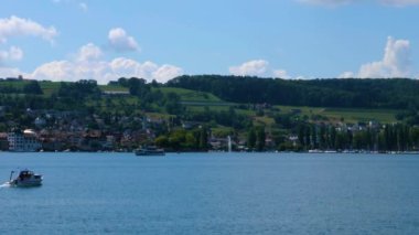 Yazın güneşli bir günde Ren Nehri 'nde Constance, Bodensee' de tekne turu