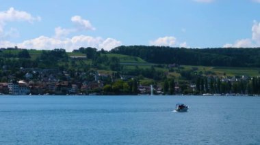 Yazın güneşli bir günde Ren Nehri 'nde Constance, Bodensee' de tekne turu