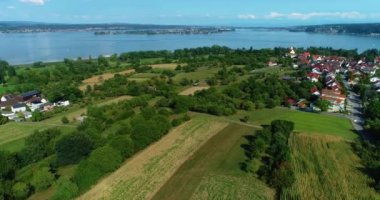 Yazın güneşli bir günde Almanya 'da Bodensee, Konstanz Gölü' nün havadan görünüşü