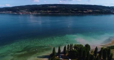 Yazın güneşli bir günde Almanya 'da Bodensee, Konstanz Gölü' nün havadan görünüşü