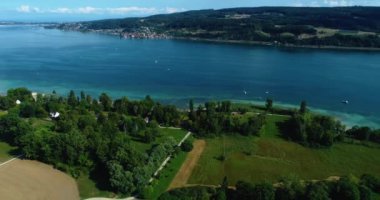 Yazın güneşli bir günde Almanya 'da Bodensee, Konstanz Gölü' nün havadan görünüşü