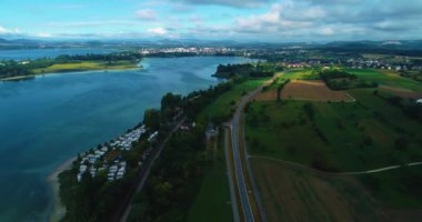 Yazın güneşli bir günde Almanya 'da Bodensee, Konstanz Gölü' nün havadan görünüşü