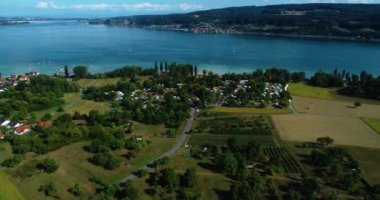 Yazın güneşli bir günde Almanya 'da Bodensee, Konstanz Gölü' nün havadan görünüşü