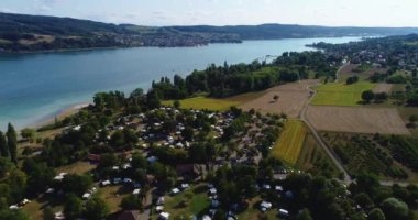 Yazın güneşli bir günde Almanya 'da Bodensee, Konstanz Gölü' nün havadan görünüşü