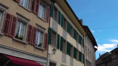 İsviçre 'de Bodensee Gölü' nün yanındaki City Stein am Rhein. Yazın güneşli bir günde eski kasaba..