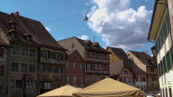 スイスのボーデンゼー湖のそばにあるスタイン ライン市夏の晴れた日の旧市街 — ストック動画