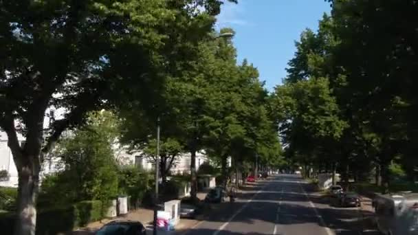 Voando Pelas Ruas Hamburgo Uma Cidade Alemanha Topo Ônibus Dois — Vídeo de Stock