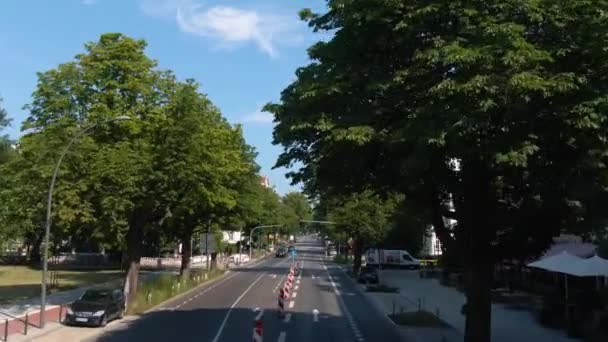 Létají Ulicemi Hamburku Města Německu Top Double Decker Bus Sunny — Stock video