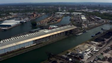 Karlsruhe limanının havadan görüntüsü