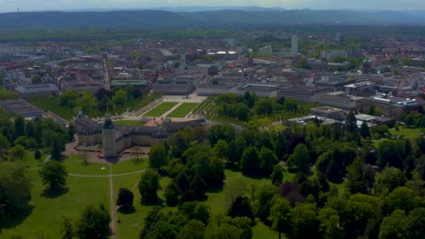Flygfoto Över Parken Staden Karlsruhe Och Slottet — Stockvideo