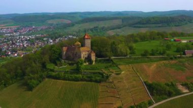 Oberstenfeld 'den Lichtenberg Kalesi' nin havadan görünüşü