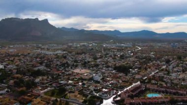 İspanya 'da Denia yakınlarındaki kuzey sahilinin hava görüntüsü.