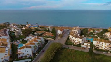 İspanya 'da Denia yakınlarındaki kuzey sahilinin hava görüntüsü.