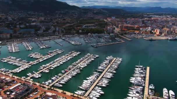 Vista Aérea Cidade Denia Espanha Uma Manhã Ensolarada Primavera — Vídeo de Stock