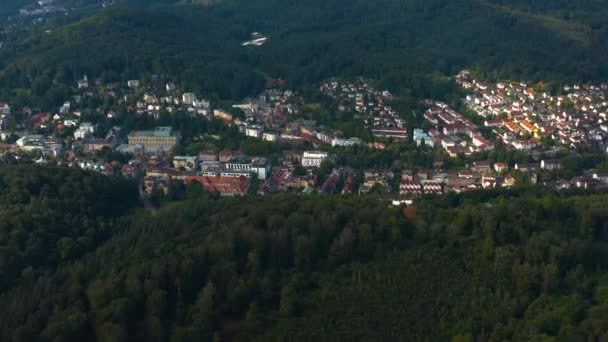 Légi Felvétel Város Baden Baden Németországban Egy Napos Reggel Nyáron — Stock videók