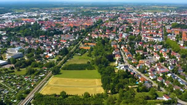 Widok Lotu Ptaka Miasto Offenburg Niemczech Słoneczny Dzień Lata — Wideo stockowe