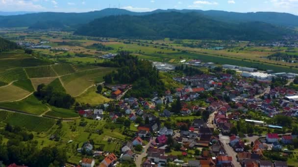 Αεροφωτογραφία Του Χωριού Και Κάστρο Παλάτι Ortenberg Στη Γερμανία Μια — Αρχείο Βίντεο