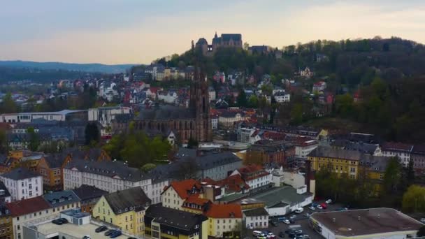 Vista Aérea Ciudad Marburgo Hessen Alemania Principios Primavera — Vídeo de stock