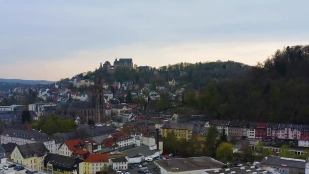 Flygfoto Över Staden Marburg Hessen Tyskland Början Våren — Stockvideo