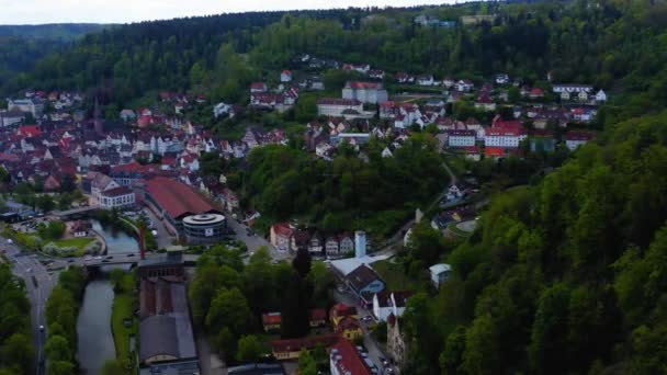 Luftaufnahme Der Stadt Calw Schwarzwald Einem Sonnigen Frühlingstag — Stockvideo