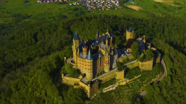 Vista Aérea Del Castillo Hohenzollern Alemania Día Soleado Primavera — Vídeos de Stock