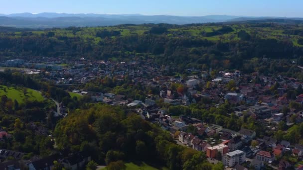 Αεροφωτογραφία Της Πόλης Wehr Στη Γερμανία Ένα Ηλιόλουστο Πρωινό Φθινόπωρο — Αρχείο Βίντεο