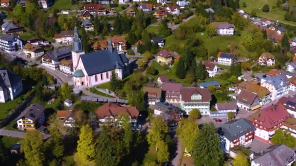 Flygfoto Över Staden Todtmoos Tyskland Solig Dag Hösten Höst — Stockvideo