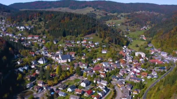 Vue Aérienne Ville Todtmoos Allemagne Par Une Journée Ensoleillée Automne — Video