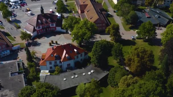 Luftaufnahme Der Stadt Bad Dürrheim Einem Sonnigen Morgen Sommer — Stockvideo