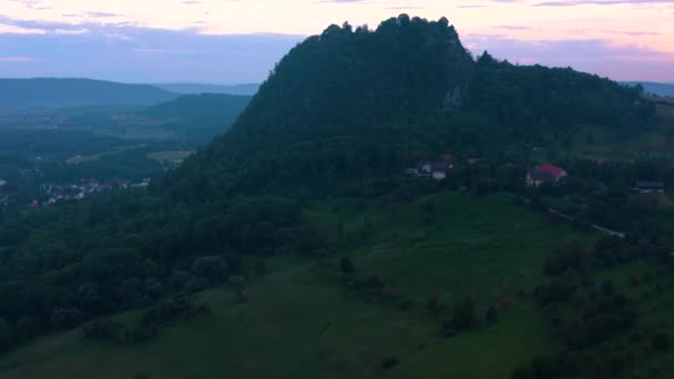 Luftaufnahme Der Burgruine Hohentwiel Und Der Stadt Singen Deutschland Einem — Stockvideo