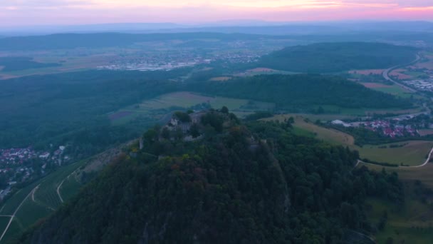 Luftaufnahme Der Burgruine Hohentwiel Und Der Stadt Singen Deutschland Einem — Stockvideo