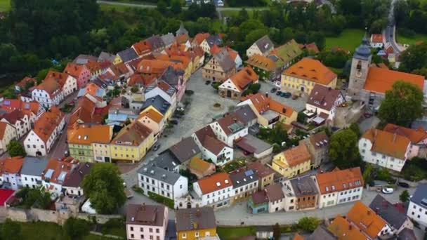 Αεροφωτογραφία Της Πόλης Creuen Στη Γερμανία Στη Βαυαρία Μια Συννεφιασμένη — Αρχείο Βίντεο