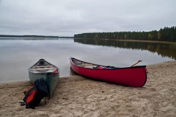 Canoas Lago Karelia Del Norte Finlandia Imagen de archivo