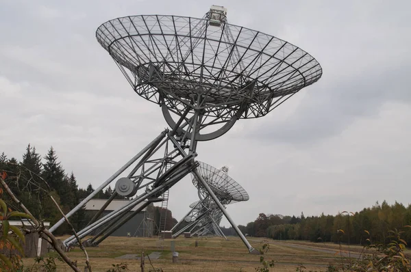 Rádiové Dalekohledy Poblíž Vesnice Westerbork Nizozemsko — Stock fotografie