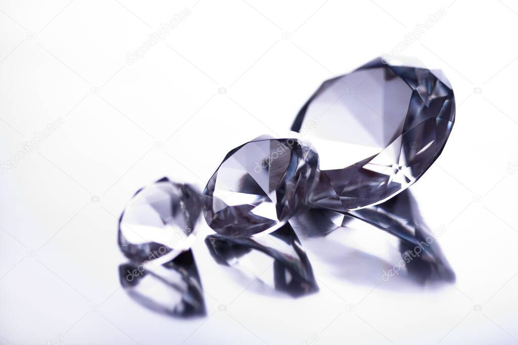 Scaled diamonds on gray background