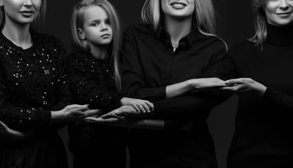 Concept Female Power Family Support Blond Woman Connection All Female — Stock Photo, Image