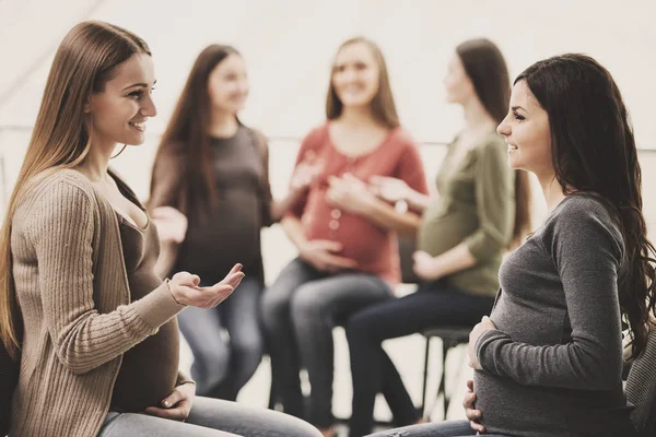 Happy Pregnant Women Talking Together Antenatal Class Hospital Preparation Expectation — Stock fotografie