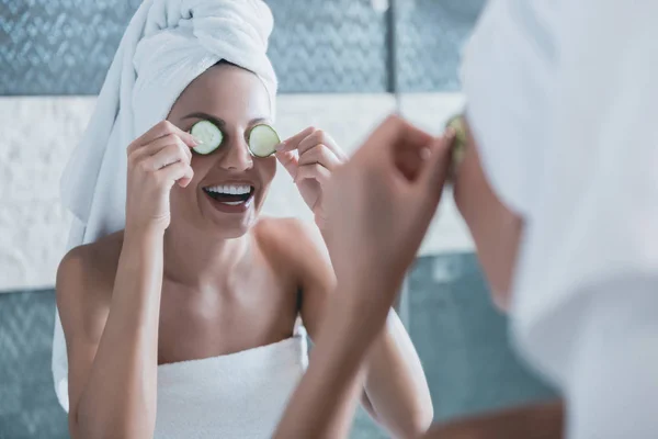 Young Beautiful Girl After Showering with Towel. — Stock Photo, Image