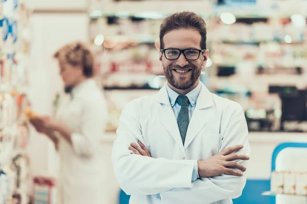 Portrait Smiling Pharmacist Working Drugstore Male Pharmacist Wearing White Coat — Stock Photo, Image