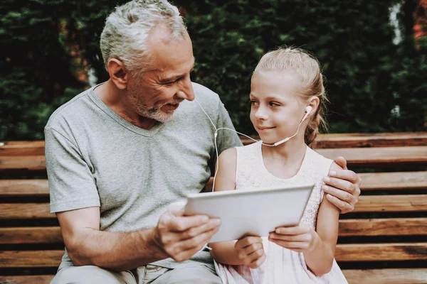 Música Con Health Old Man Pasa Buen Rato Con Viejo — Foto de Stock