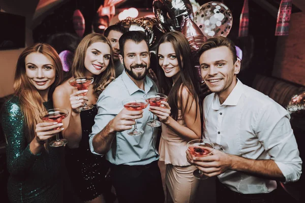 Belles Tenues Des Cocktails Selfie Friends Amis Karaoké Club Club — Photo