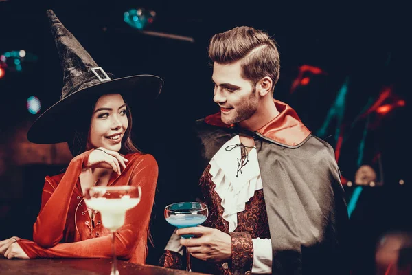 Young Man Woman Costumes Halloween Party Handsome Man Beautiful Woman — Stock Photo, Image